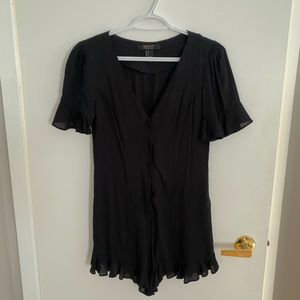 ⭐️HOST PICK⭐️ [S] NWOT - F21 frilly romper